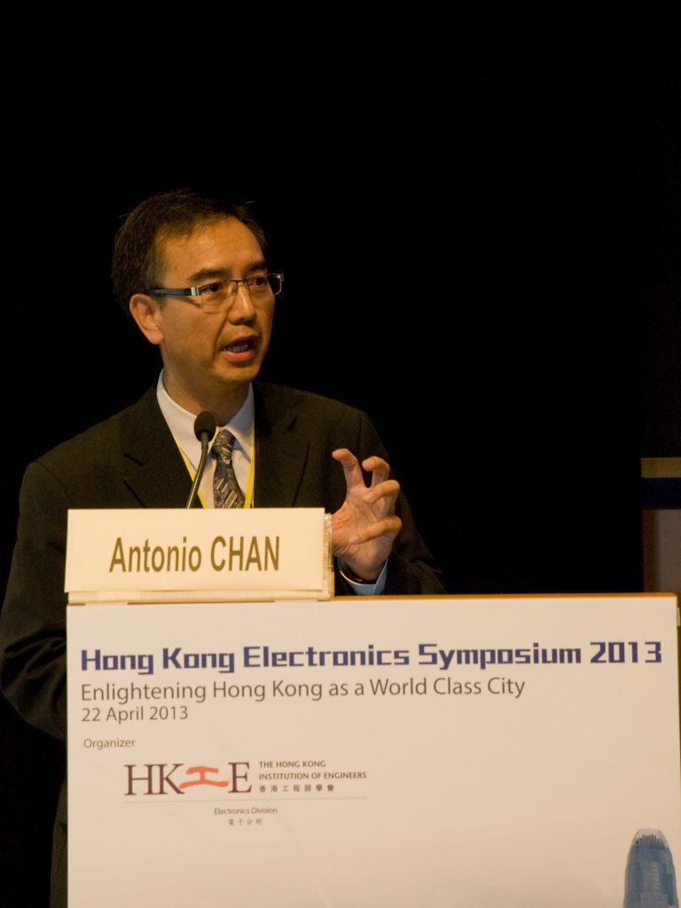 Antonio Chan speaking at Hong Kong Electronics Symposium 2013 on April 22.