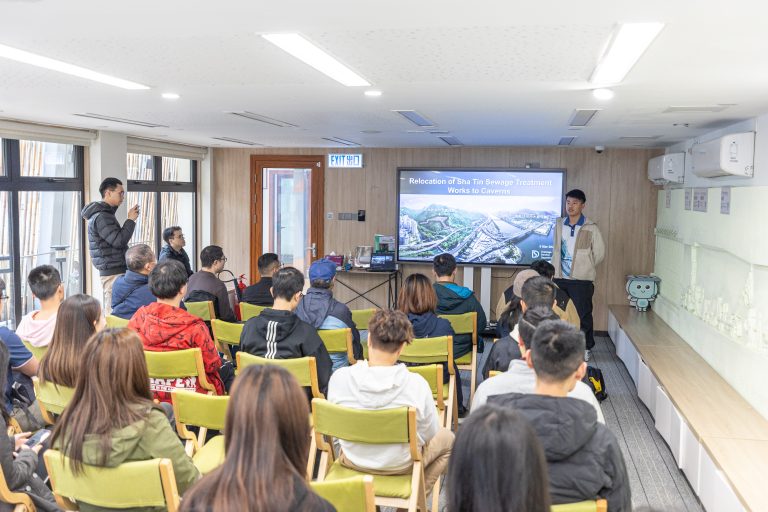 Audience attending presentation on Sha Tin sewage treatment relocation project.